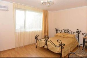 Фотография 2 из 9 - Двухэтажный дом в Мисхоре