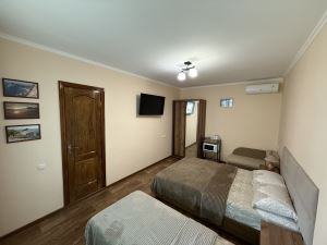 Фотография 8 из 39 - Сезон 2026. Судак. Гостевой дом "Прохлада" 8 минут до моря.