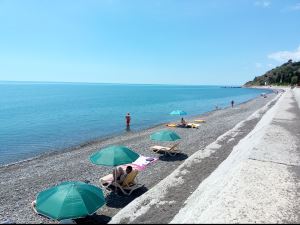 Фотография 13 из 14 - Ваш крымский отпуск в формате квартиры: Гостевой дом "ДонБас"