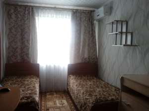 Фотография 3 из 8 - Сдается  2-х комнатная квартира на летний сезон возле берега моря Крым г. Щелкино